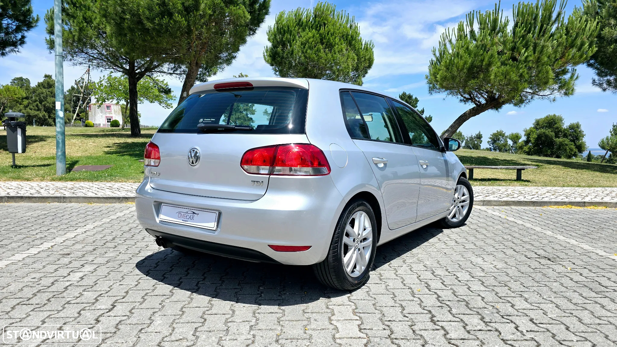 VW Golf 2.0 TDi Trendline - 6