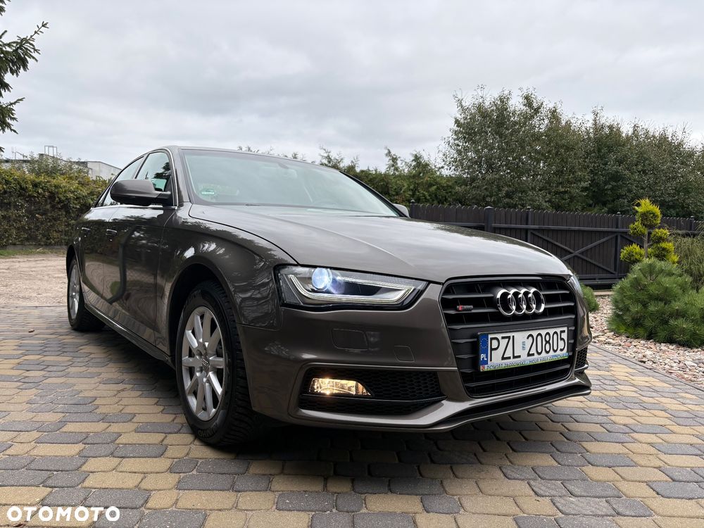 Audi A4 - 4