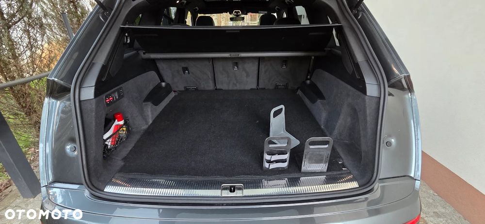 Audi Q7 - 15