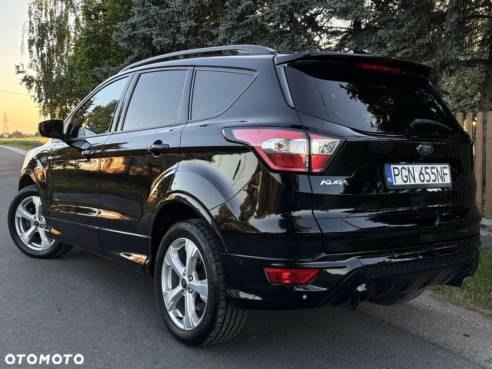 Ford Kuga - 4
