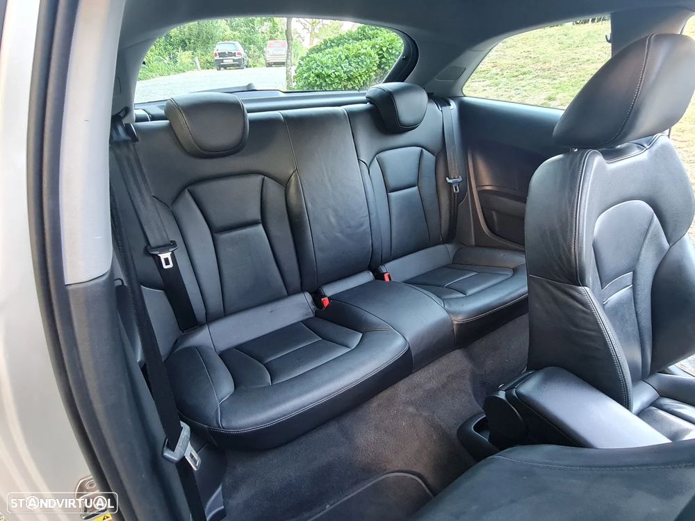 Audi A1 1.6 TDI S-line - 10