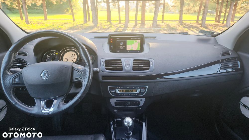 Renault Megane ENERGY TCe 130 BOSE EDITION - 21