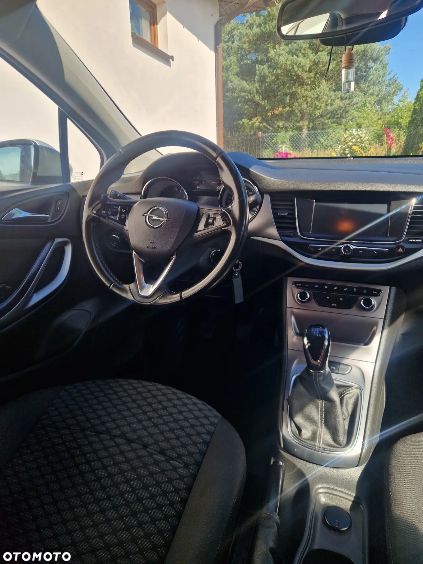 Opel Astra V 1.4 T Dynamic - 3