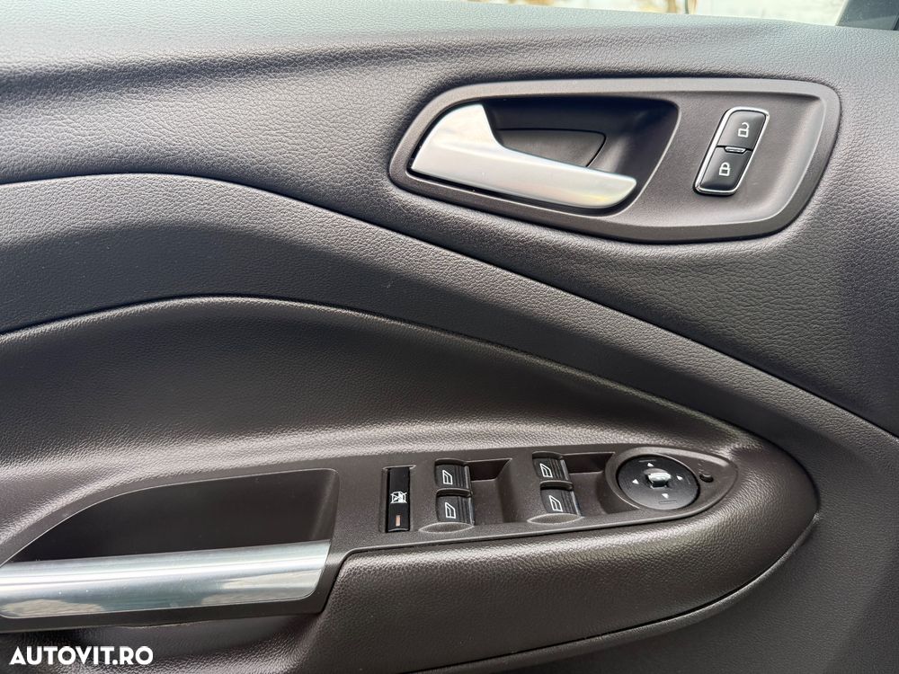 Ford Kuga 1.6 EcoBoost Start Stop 2WD Trend - 20