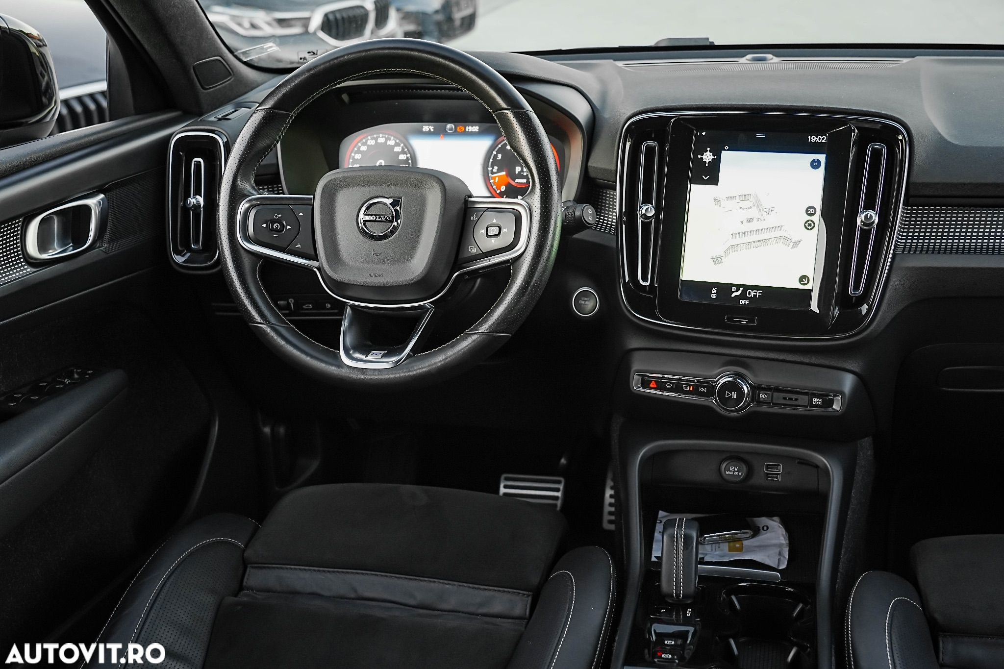 Volvo XC 40 Recharge T5 Twin Engine AT7 R-Design - 7