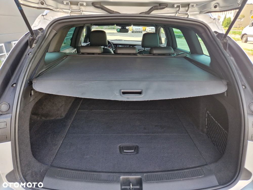 Opel Insignia 2.0 Automatik Ultimate 120 Jahre - 26
