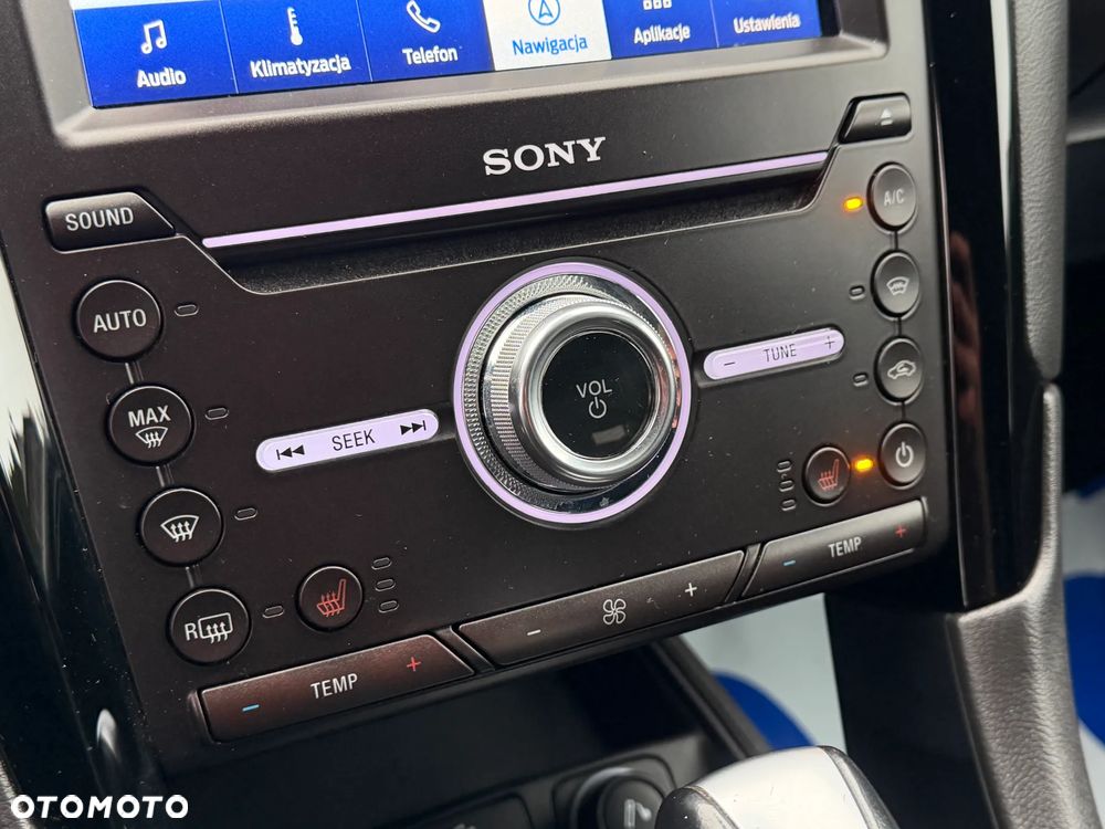 Ford Mondeo 2.0 Hybrid ST-Line X - 24