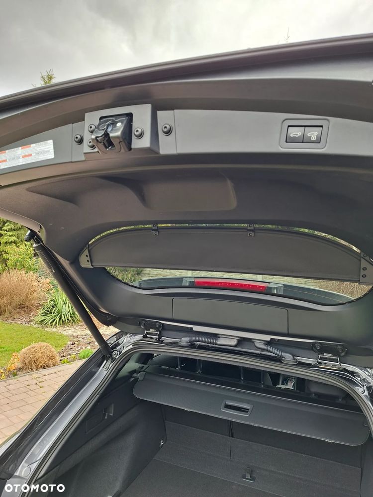 Toyota Corolla 2.0 Hybrid GR Sport - 29