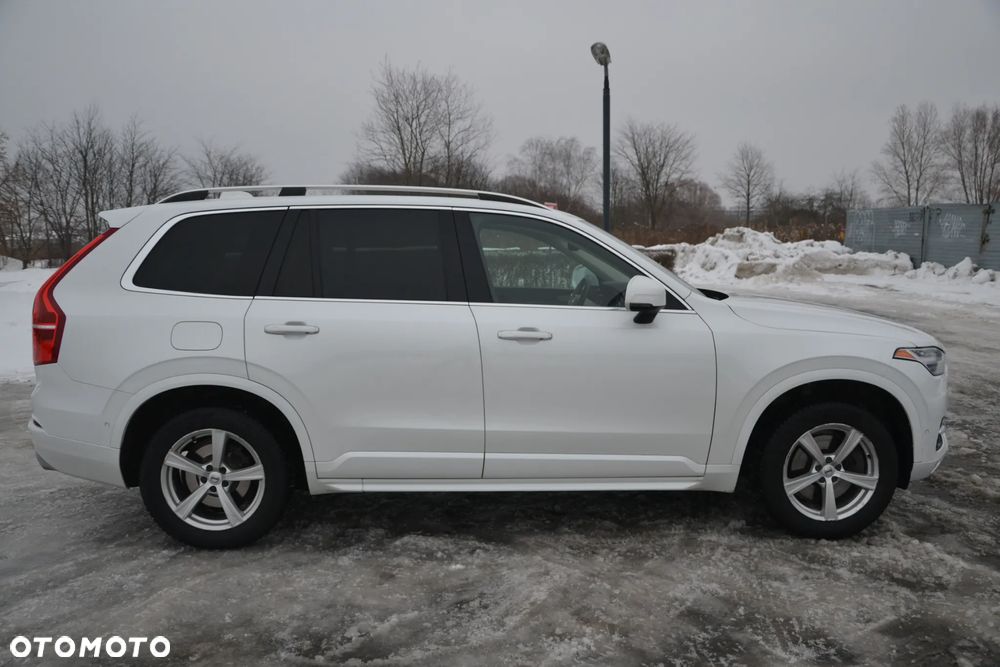 Volvo XC 90 T5 AWD Geartronic Momentum - 9