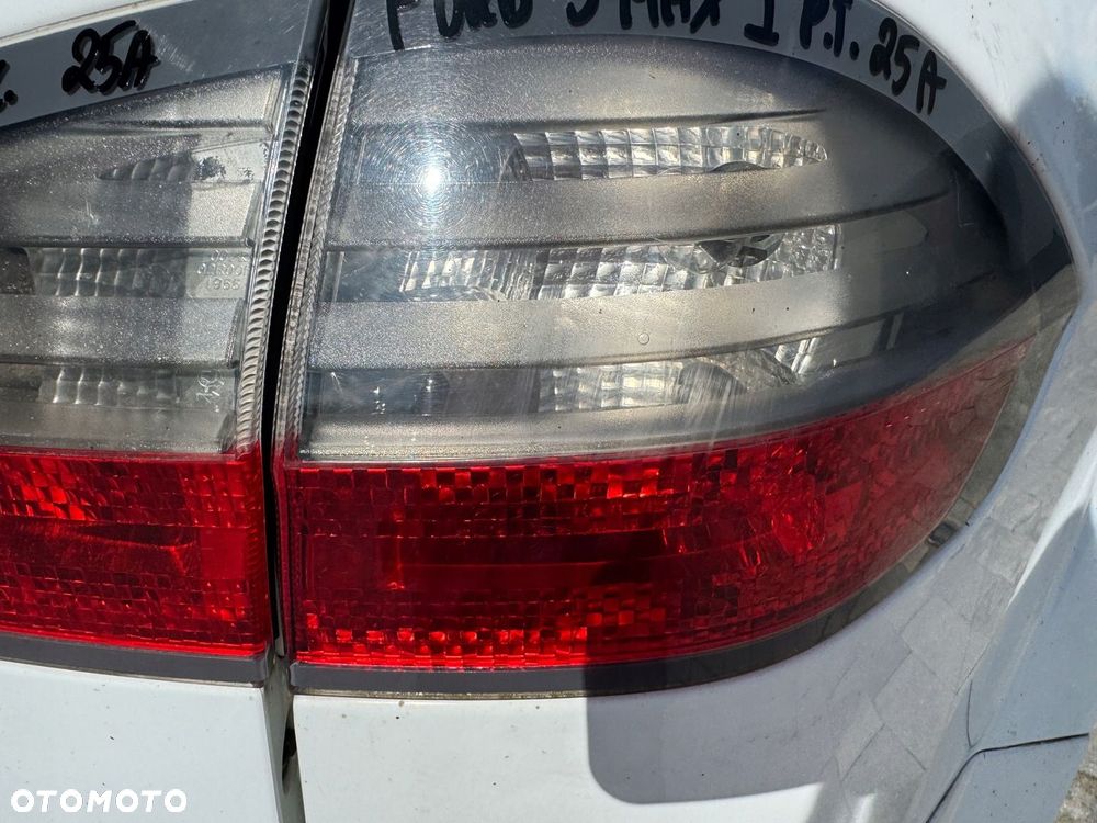 FORD S-MAX MK1 LAMPA PRAWA TYLNA PRAWY TYŁ Z BŁOTNIKA BŁOTNIK - 3