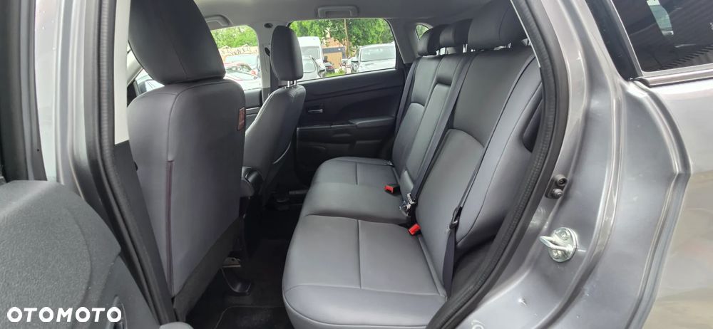 Mitsubishi ASX 1.8 DID Invite 4WD AS&G - 28