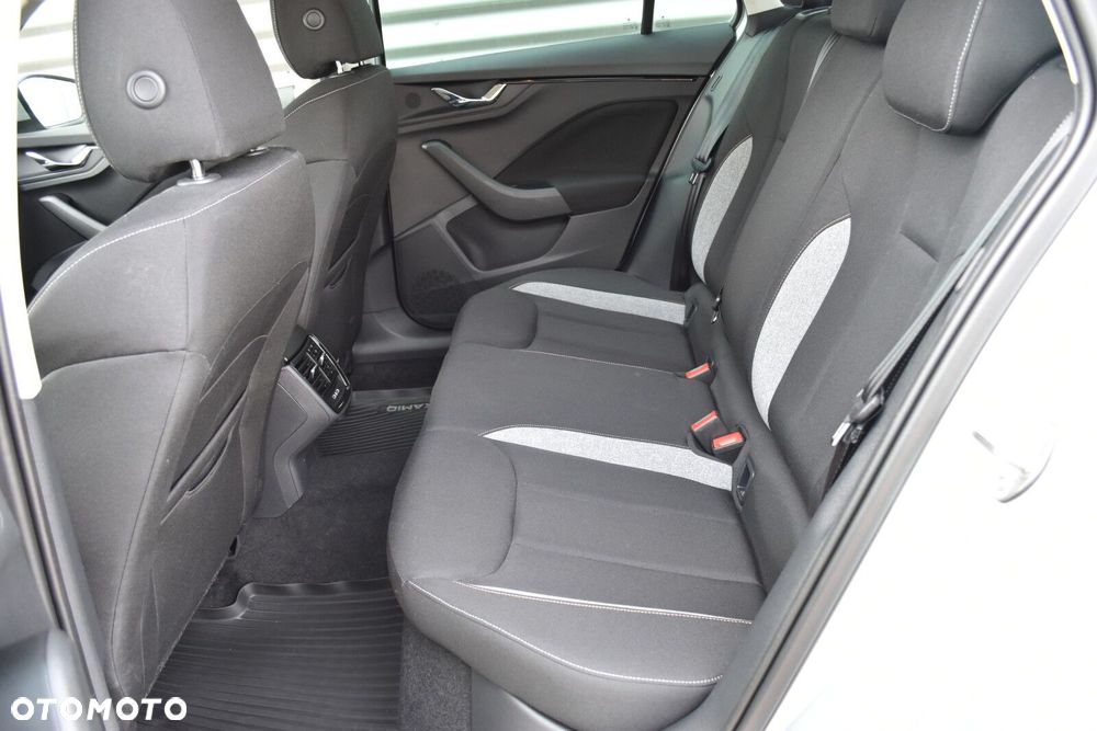 Skoda Kamiq 1.0 TSI Selection DSG - 29