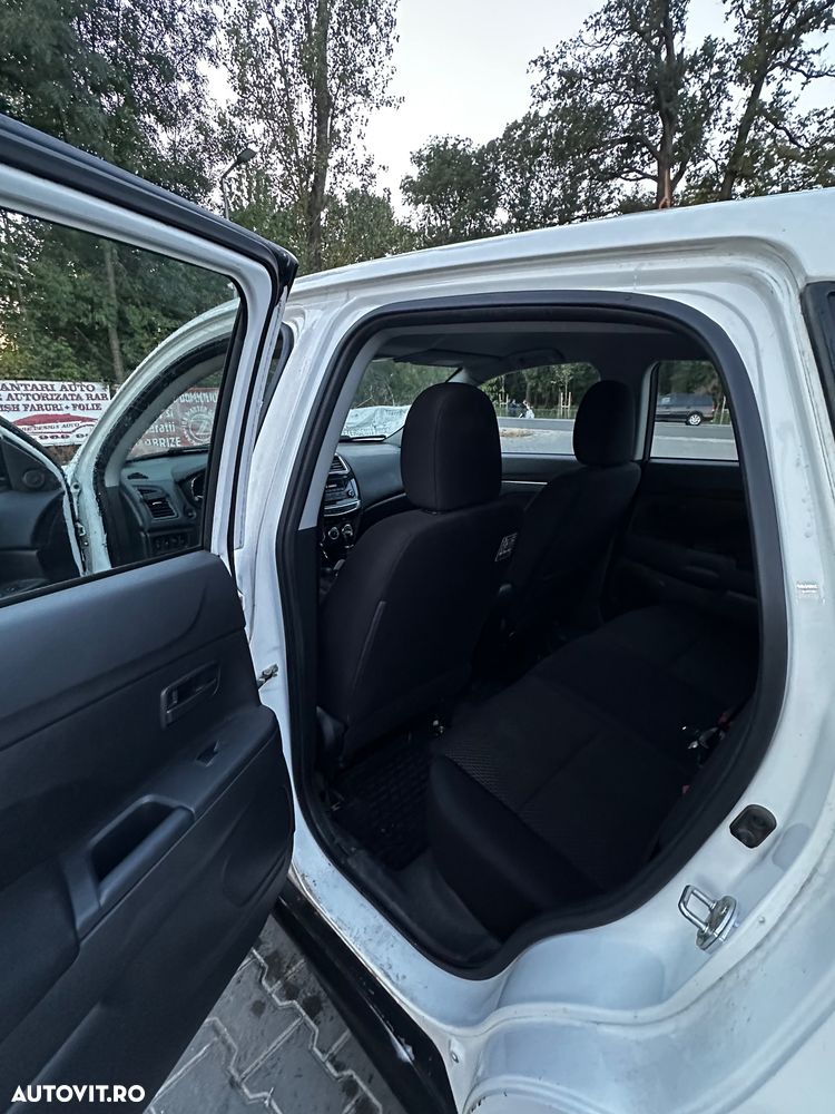 Mitsubishi ASX 1.6 Litre 4WD DI-D 6 Instyle - 10