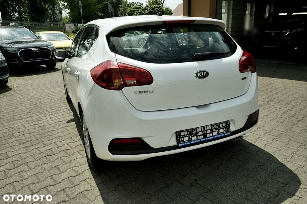 Kia Ceed - 5
