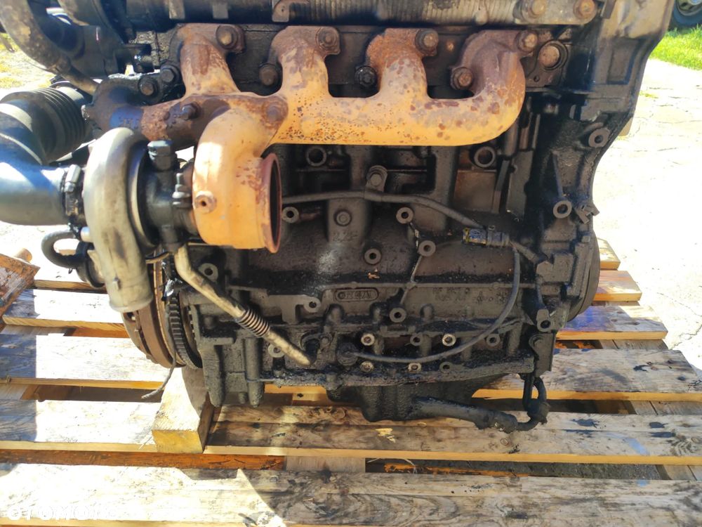 Silnik kompletny Peugeot Boxer Citroen Jumper II 06-11 2.2 HDI EURO 4 120KM 4HU 4HV kompletny na chodzie ,chodzi jak na filmie są stuki w okolicach głowicy.Film - 7