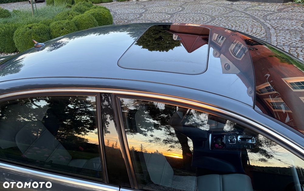 Audi A8 - 9