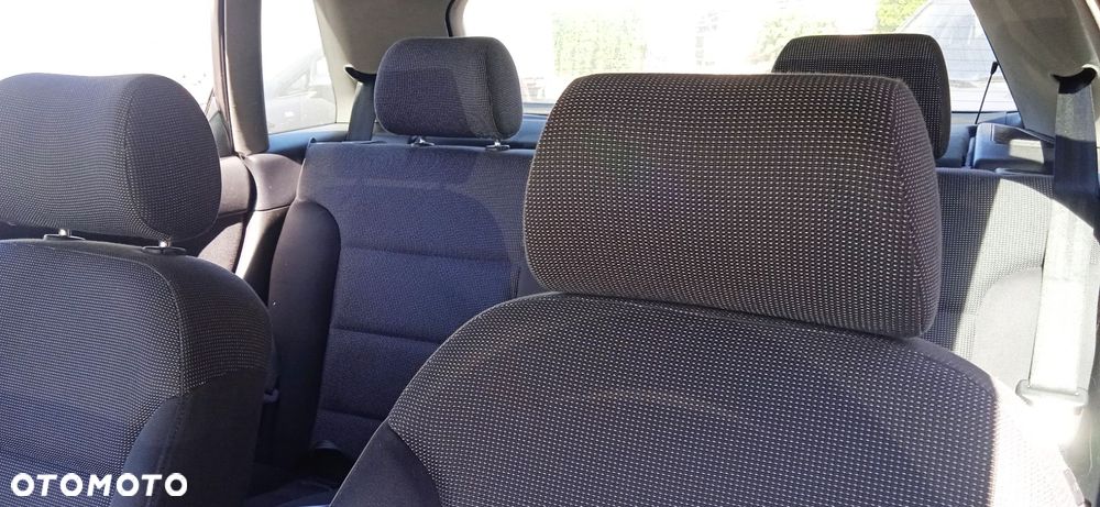 Na części Audi A3 8L 1.6 B 5D BFQ DUU lakier LZ5L zderzak maska drzwi klapa fotel kanapa szyba - 10