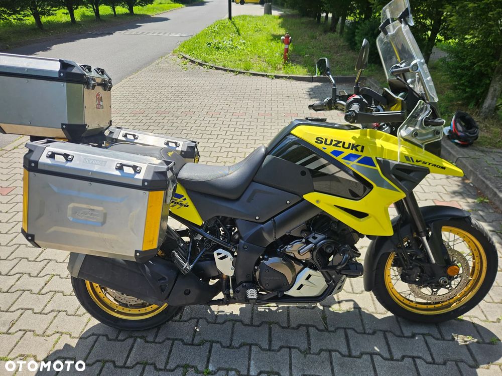 Suzuki V-STROM - 7