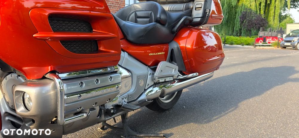 Honda GL - 9