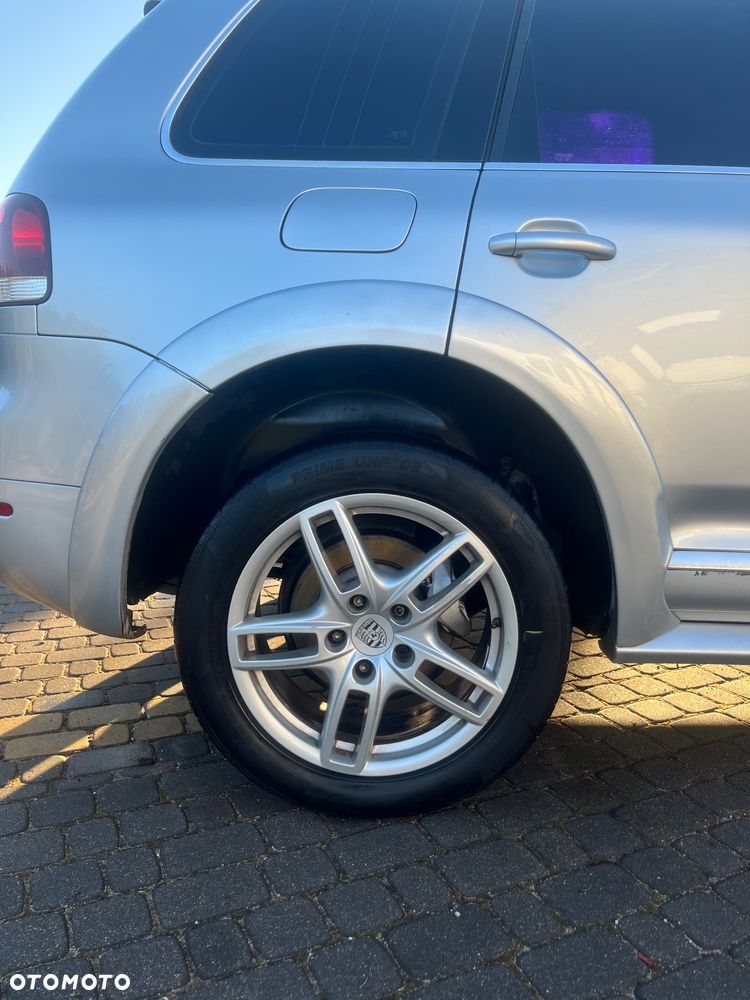 Volkswagen Touareg 3.0 V6 TDI DPF Automatik Individual - 10