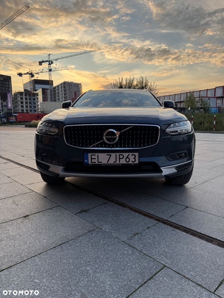 Volvo V90 - 10