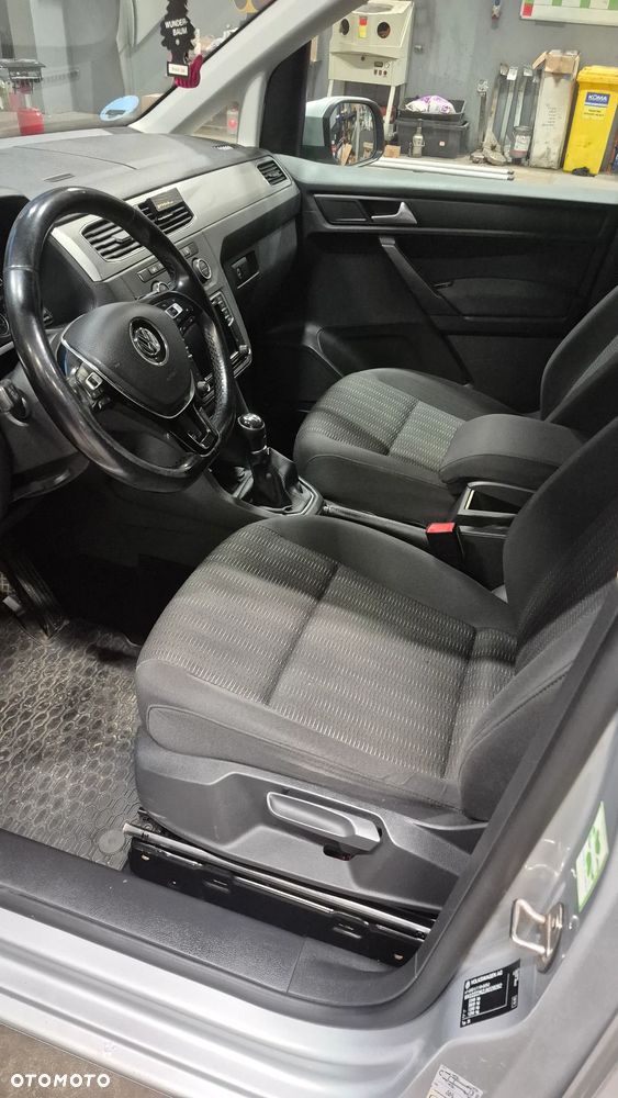 Volkswagen Caddy 2.0 TDI Highline - 10