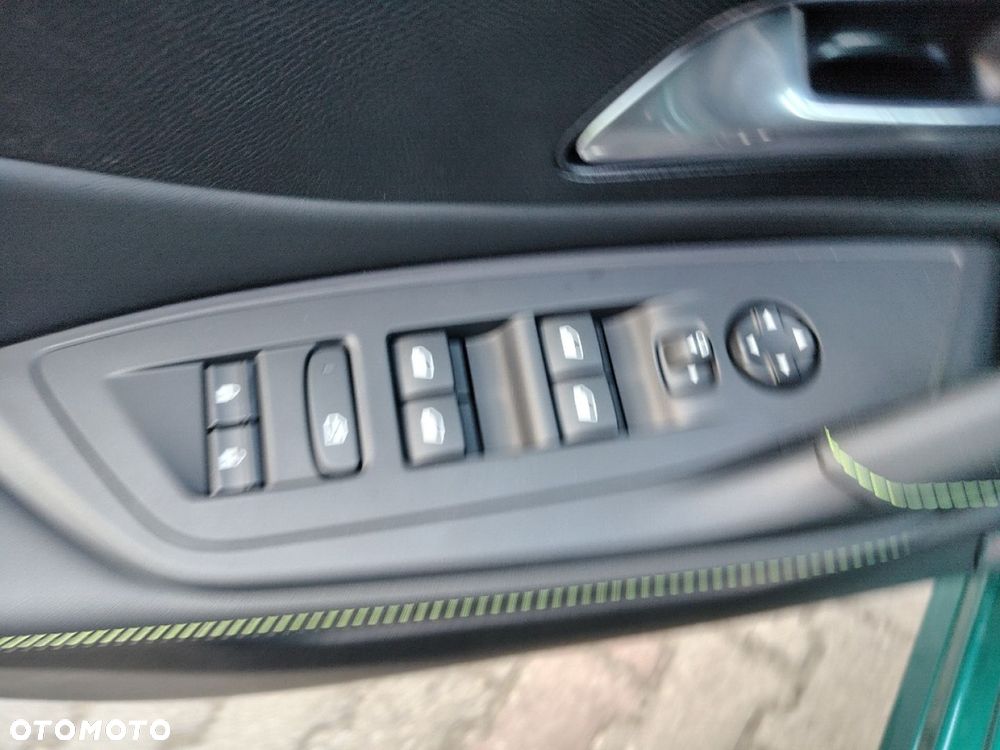 Peugeot 308 - 14