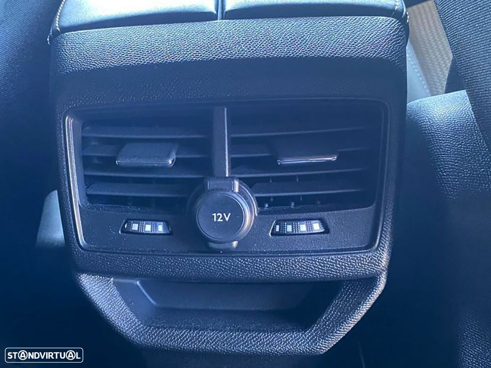 Peugeot 3008 1.2 PureTech GT EAT8 - 15