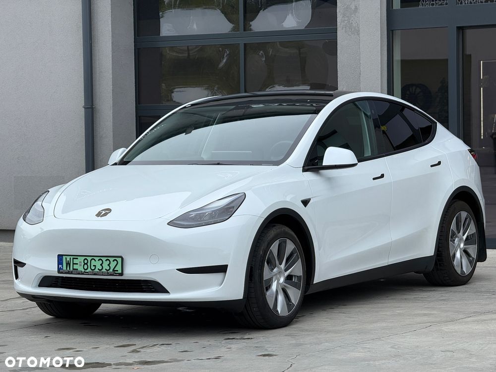 Tesla Model Y RWD - 8