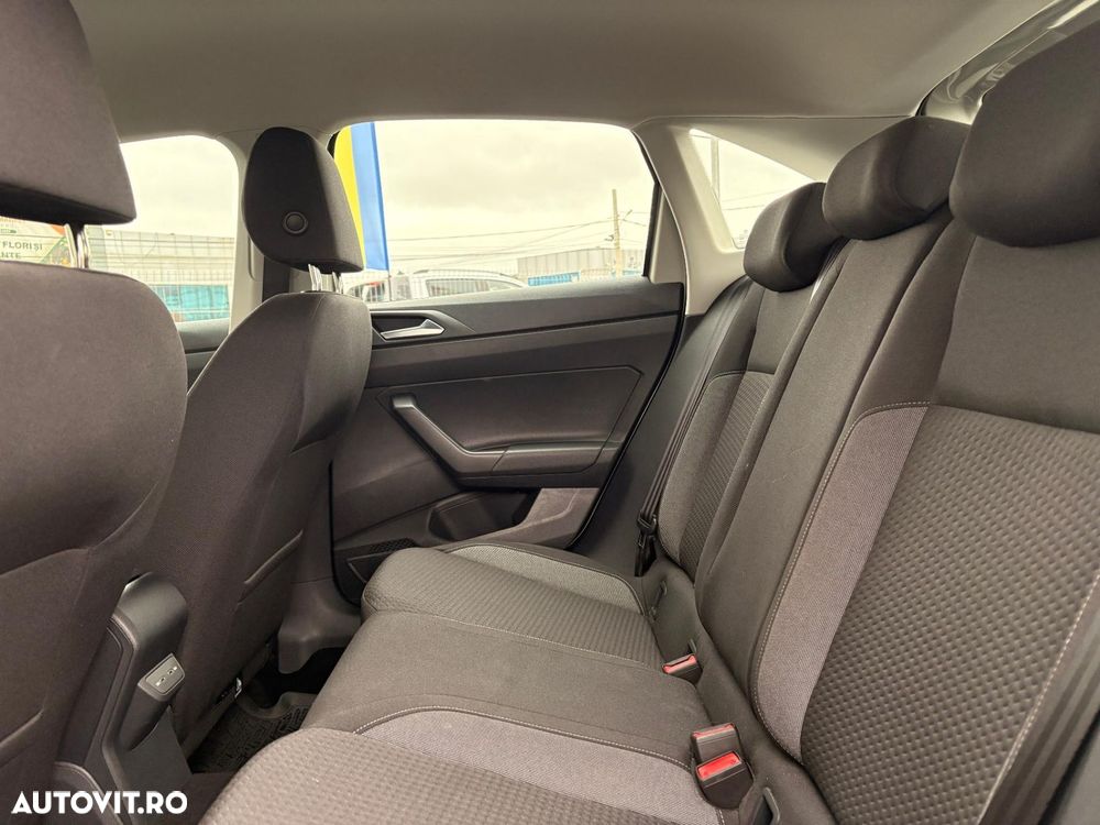 Volkswagen Taigo - 22