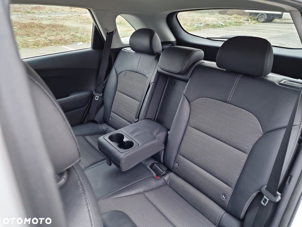 Kia Niro 1.6 GDI Plug-in Hybrid L - 16