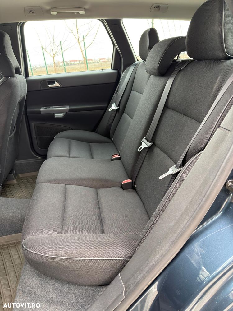 Volvo V50 DPF DRIVe Momentum - 8