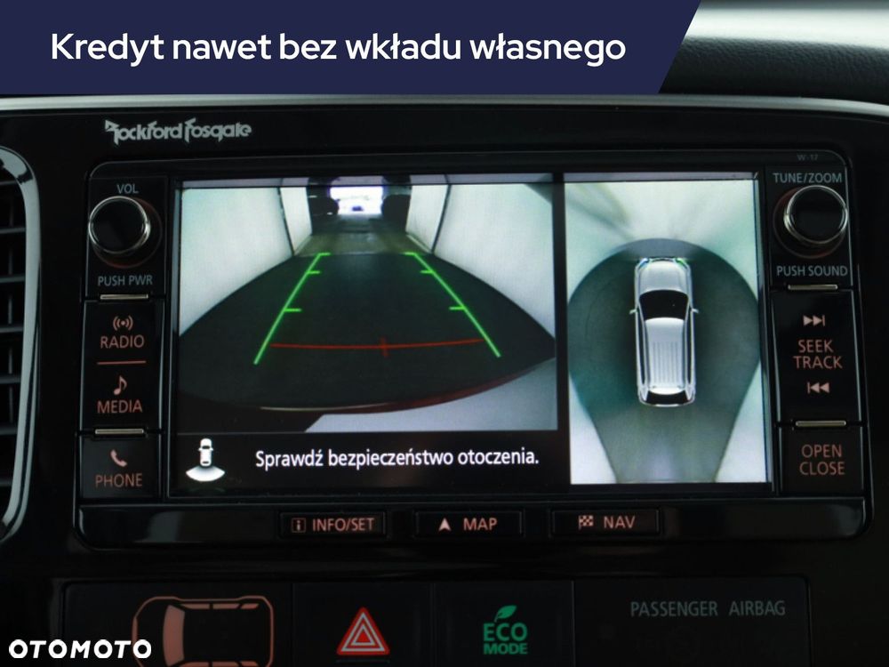 Mitsubishi Outlander - 11