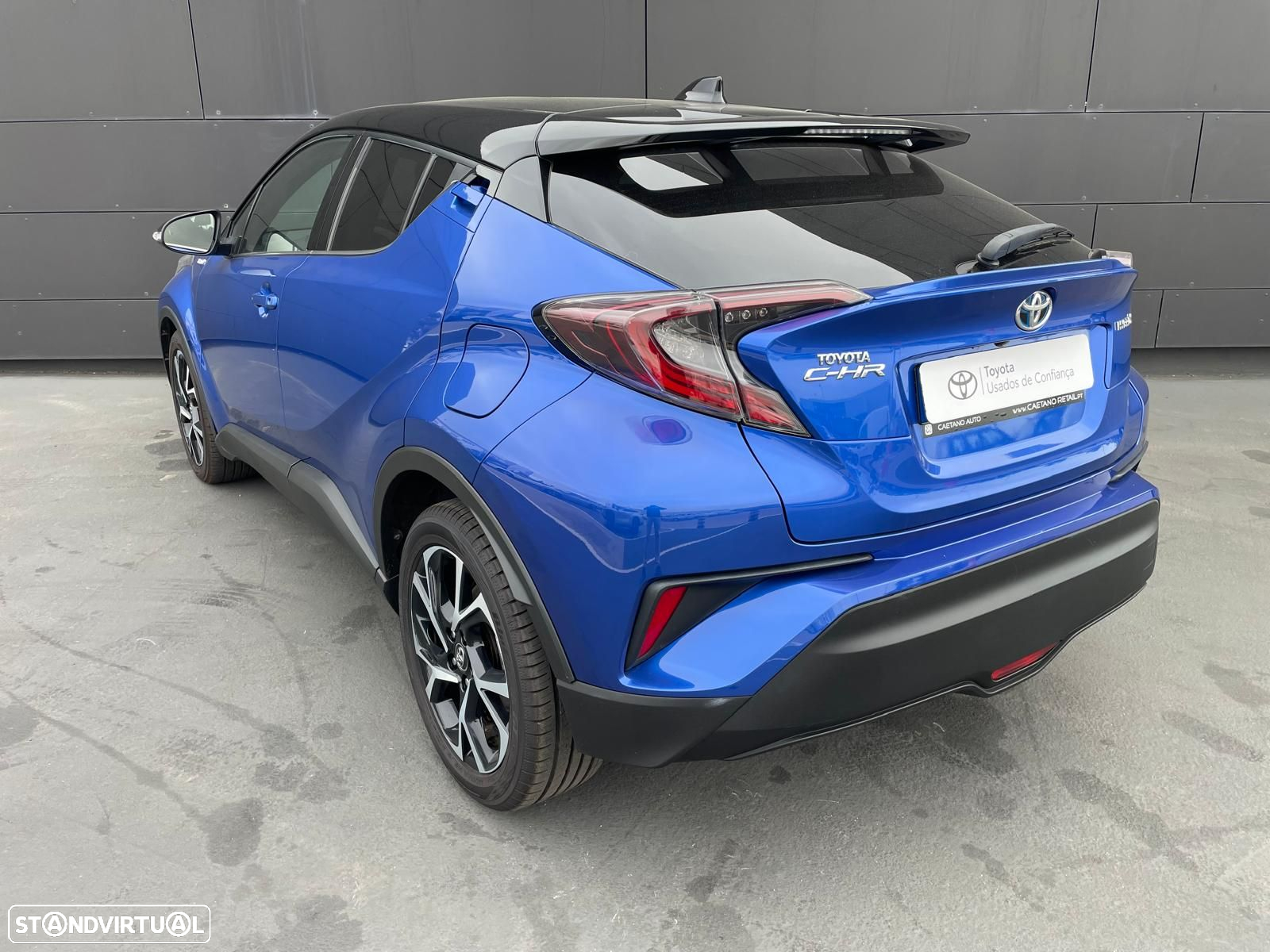 Toyota C-HR - 11
