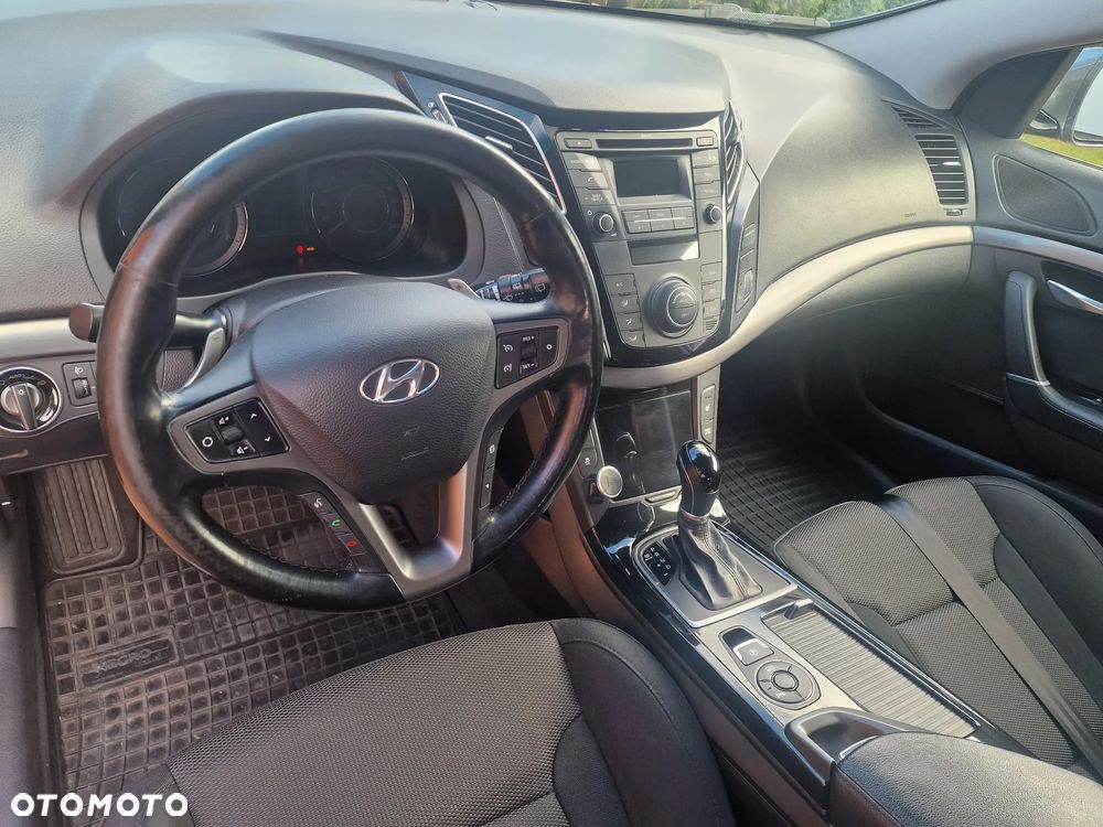 Hyundai i40 1.7 CRDi Style DCT - 19