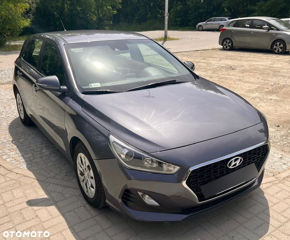 Hyundai i30 1.4 Classic + - 3