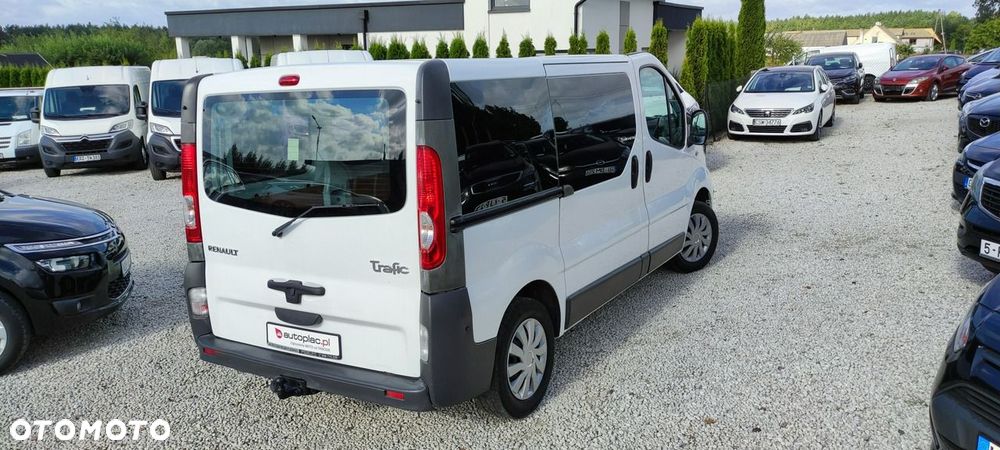 Renault Trafic - 17