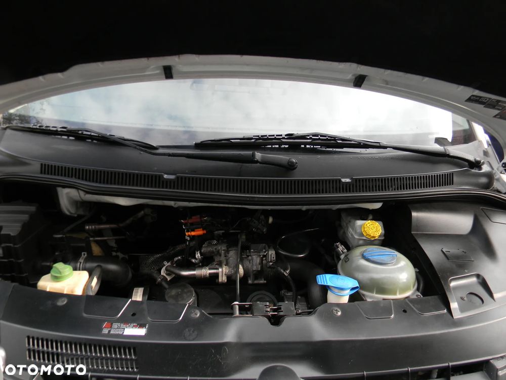 Volkswagen Transporter - 21