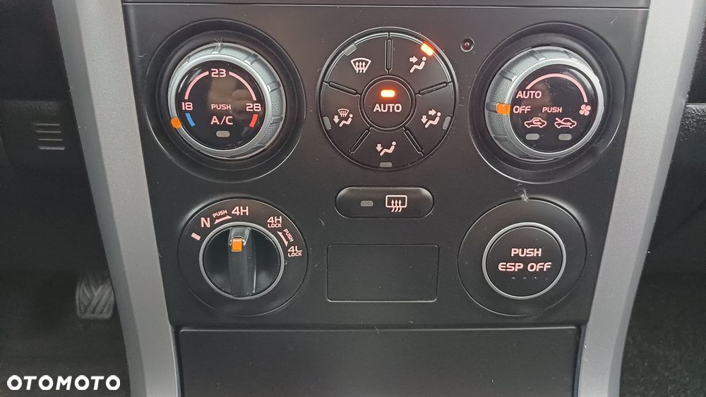 Suzuki Grand Vitara 2.0 Comfort - 24