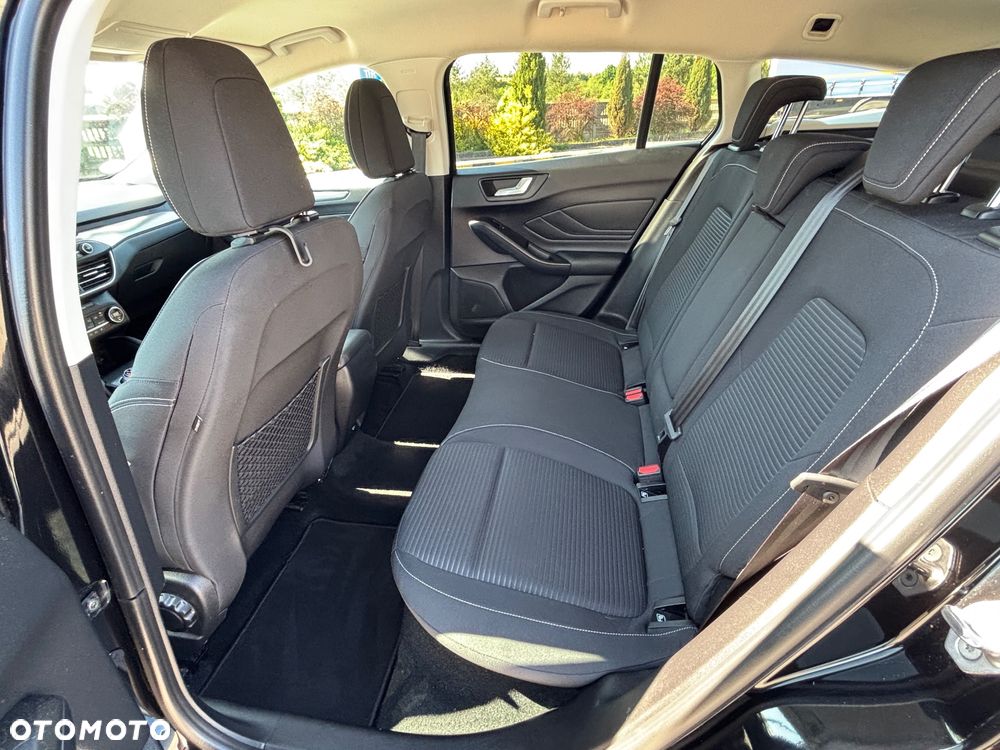 Ford Focus 1.5 EcoBlue Active Business - 38