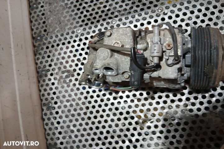 Compresor auto 6987862 / 6SBU14C / 447260-1852 6987862 / 6SBU14C / 44 - 3