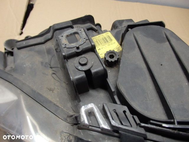 BMW E92 E93 LAMPA PRAWA PRZÓD XENON 7162130 WERSJA UK   RAF-AUTO CZĘŚCI BMW - 8