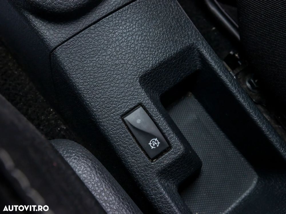 Dacia Logan 1.5 Blue dCi Laureate - 19