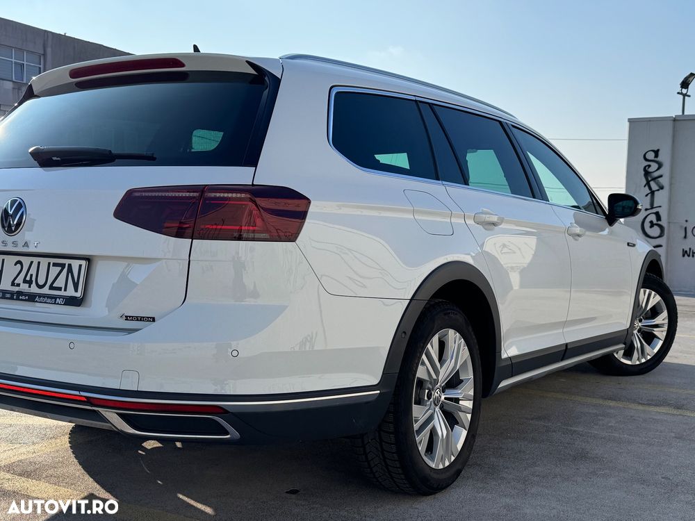 Volkswagen Passat Alltrack 2.0 TDI SCR DSG 4Motion - 10