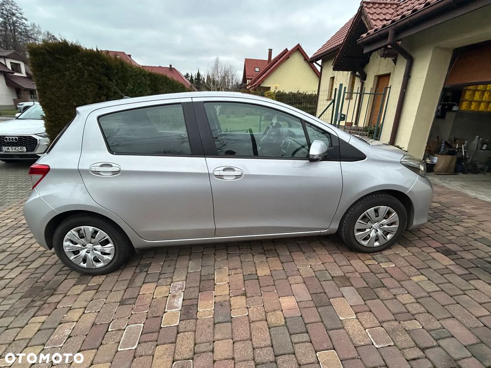 Toyota Yaris 1.0 Terra - 4