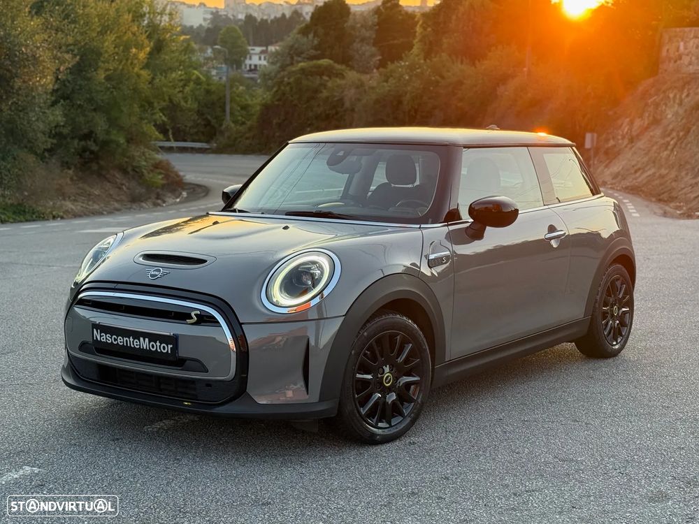 MINI 3 Portas Cooper SE Classic - 2