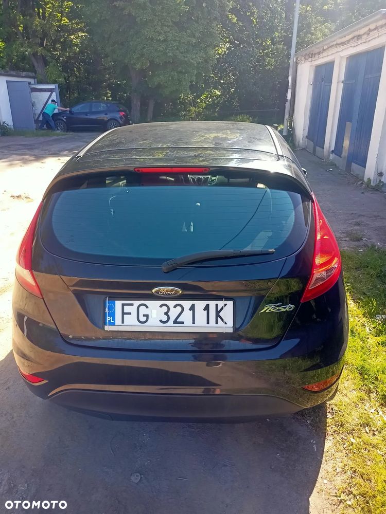 Ford Fiesta 1.25 Trend - 8