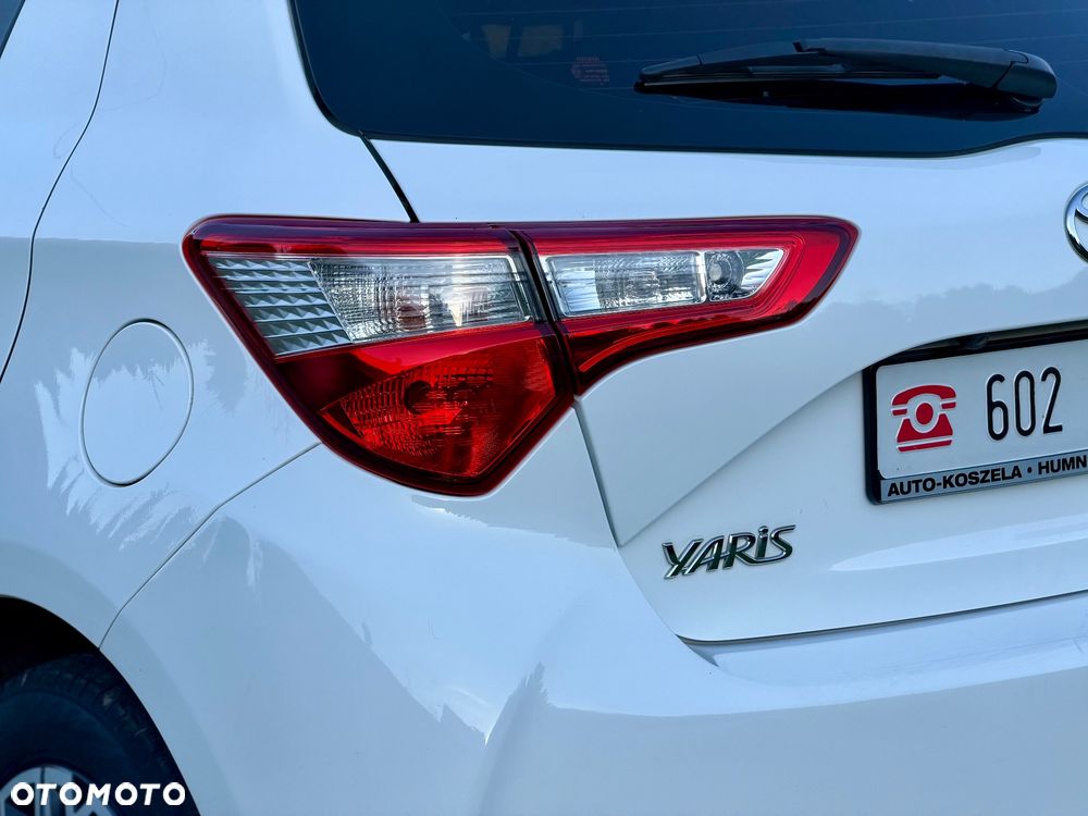Toyota Yaris 1.5 Dynamic - 24