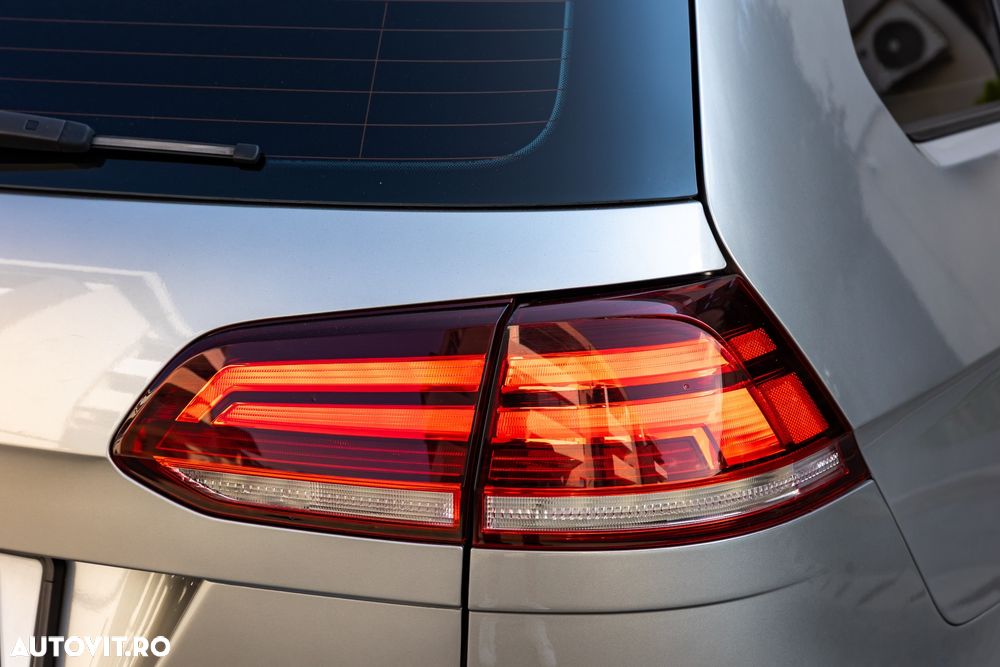 VOLKSWAGEN Golf 2019 — imagine 26
