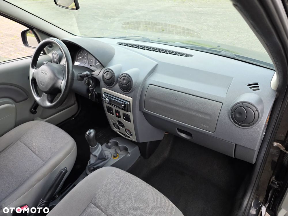 Dacia Logan 1.4 - 10